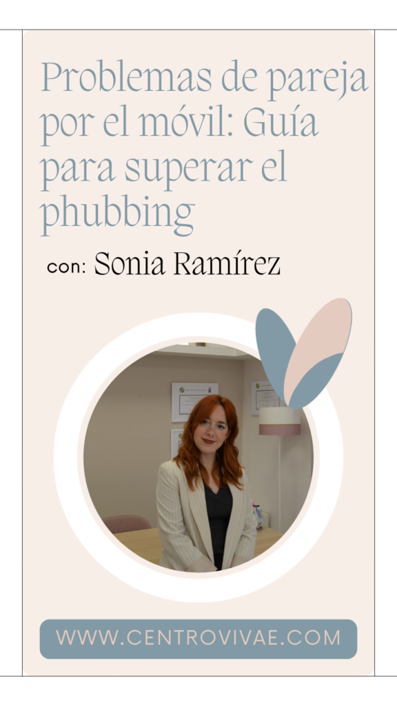 Una sesión de psicología en Centro Vivae para abordar los problemas de pareja por el móvil y el impacto del phubbing.